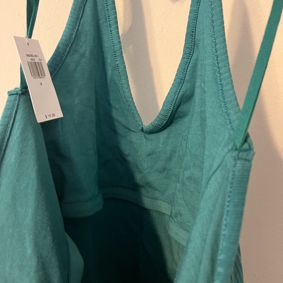 Halter Top *NEW* - Picture 4 of 5